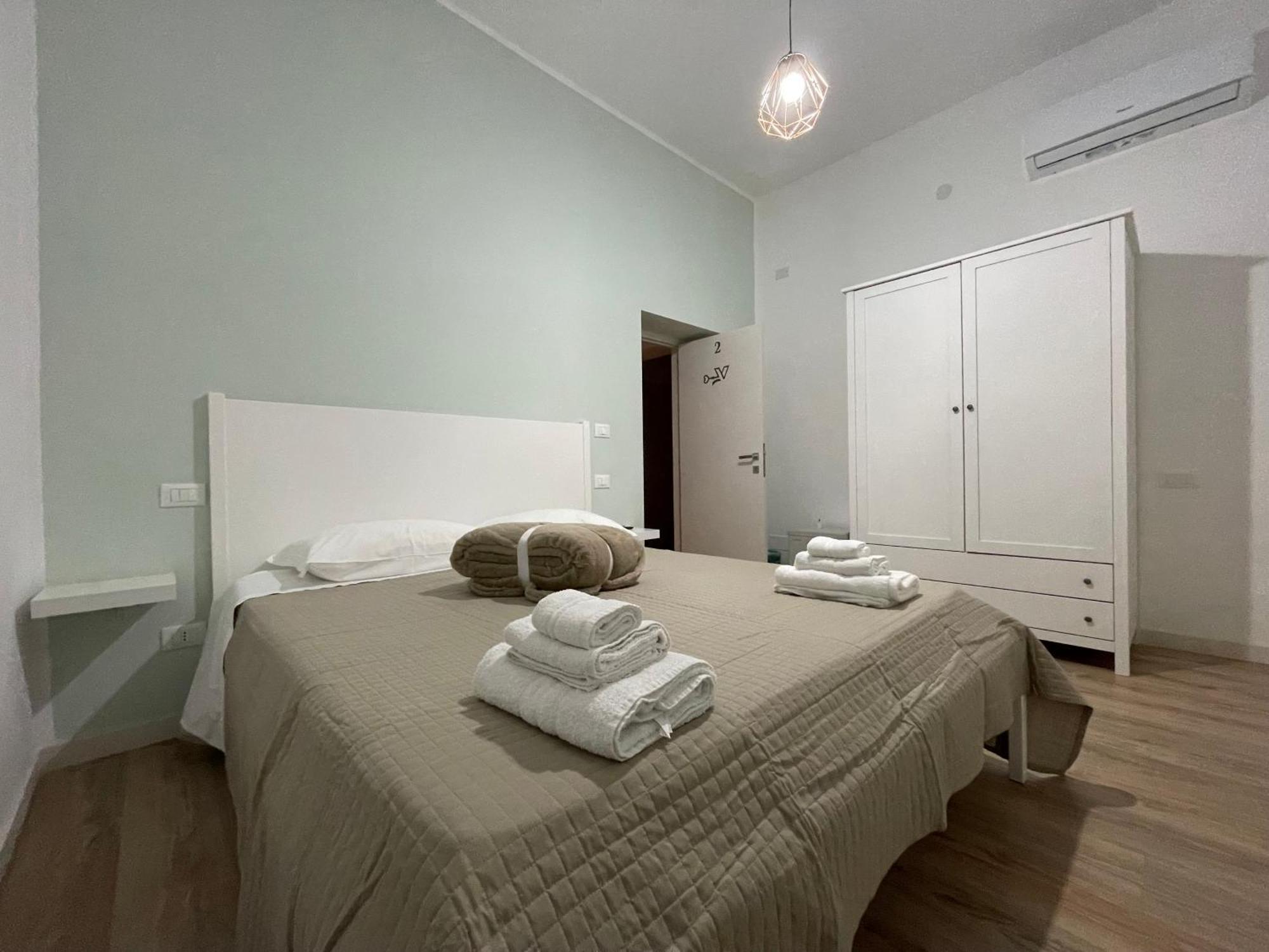 Le Stanze Di Max Bed & Breakfast Termoli Exterior photo