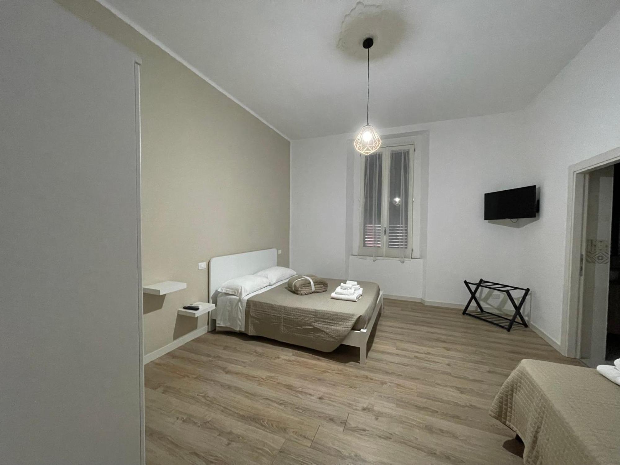 Le Stanze Di Max Bed & Breakfast Termoli Exterior photo