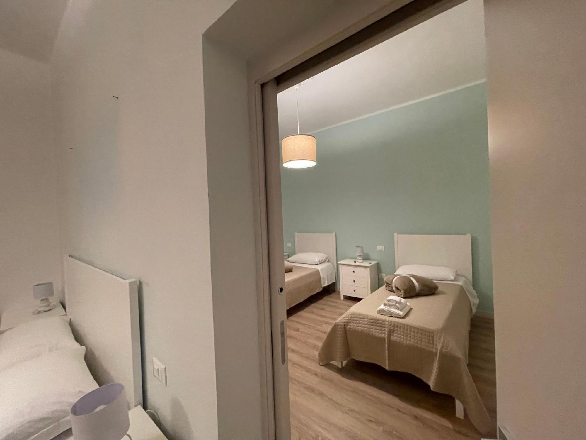 Le Stanze Di Max Bed & Breakfast Termoli Exterior photo